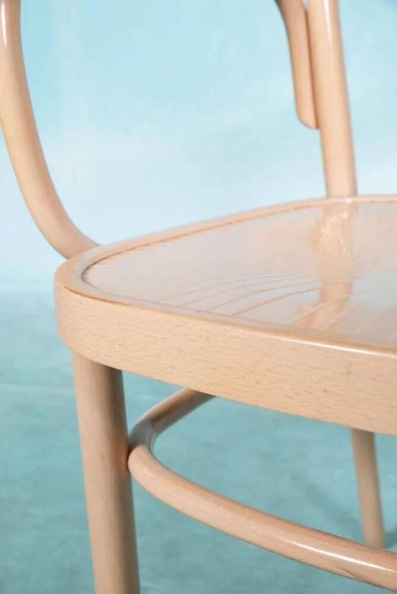 Ensemble de deux fauteuils en bois style Thonet, vintage rétro
