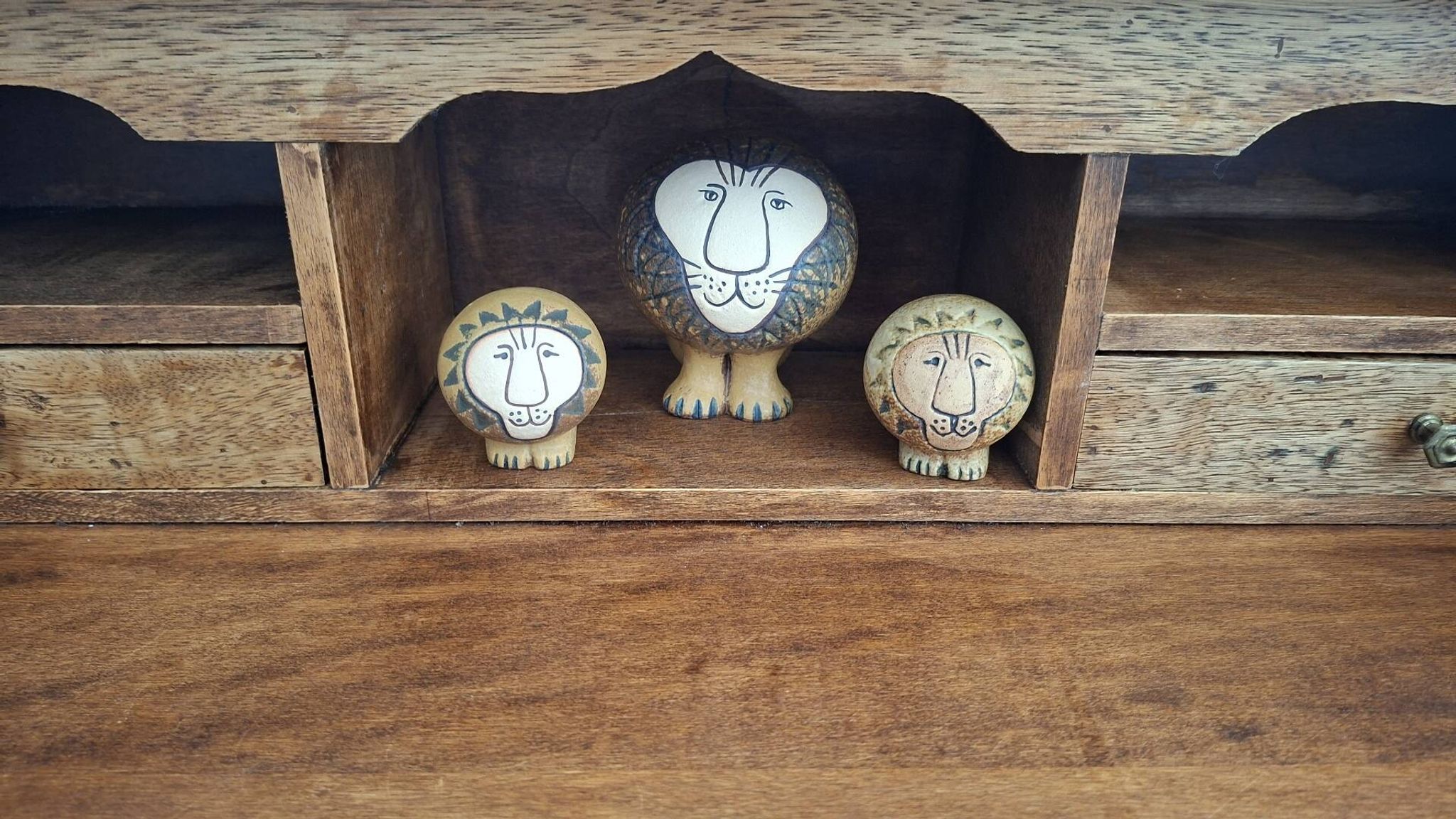 Set of 3 ceramic lions by Lisa Larson/Gustavsberg.
