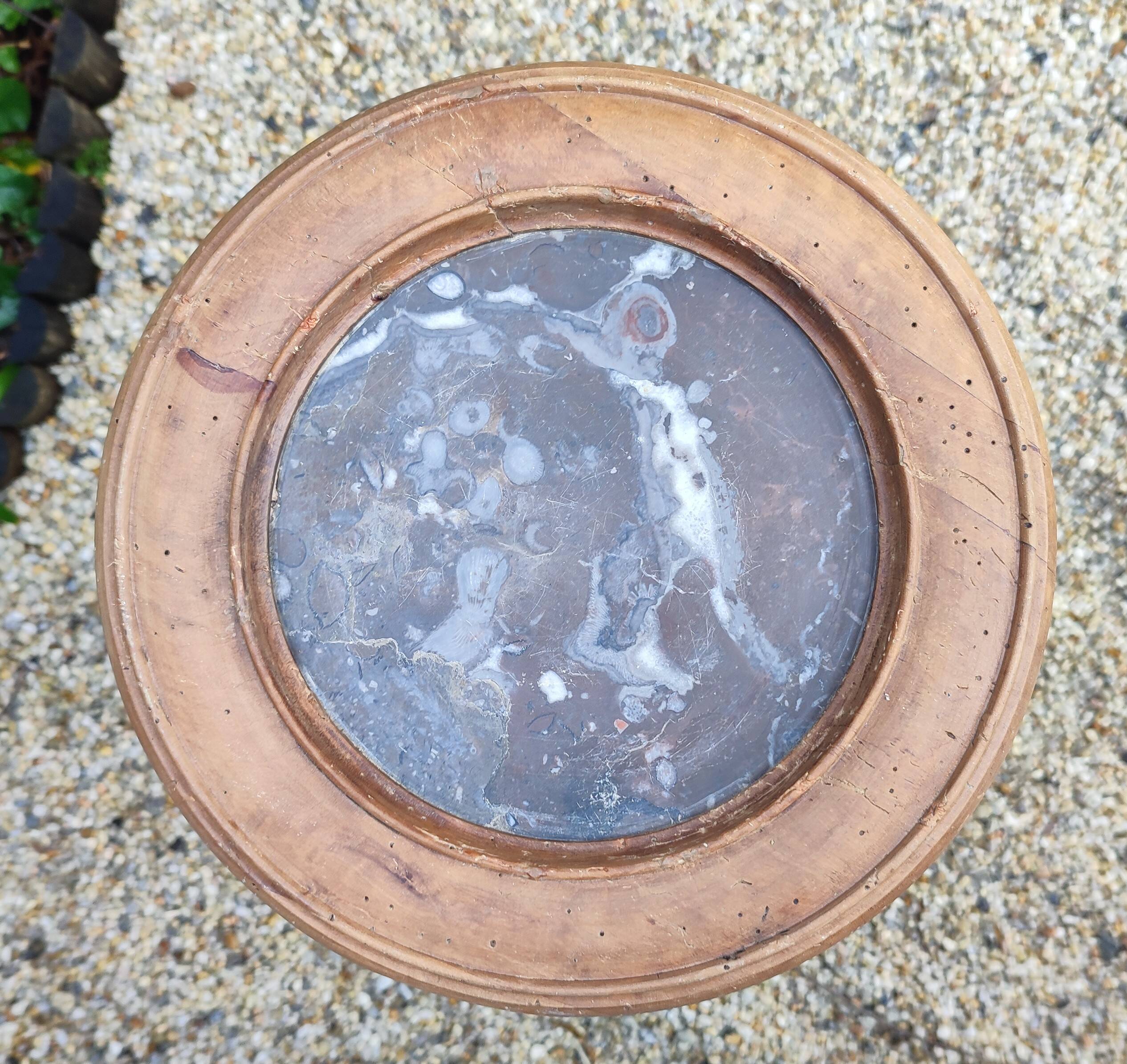 Antique Louis XV style stool in wood and marble.