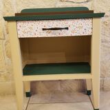 Bedside table - Vintage nightstand revamped