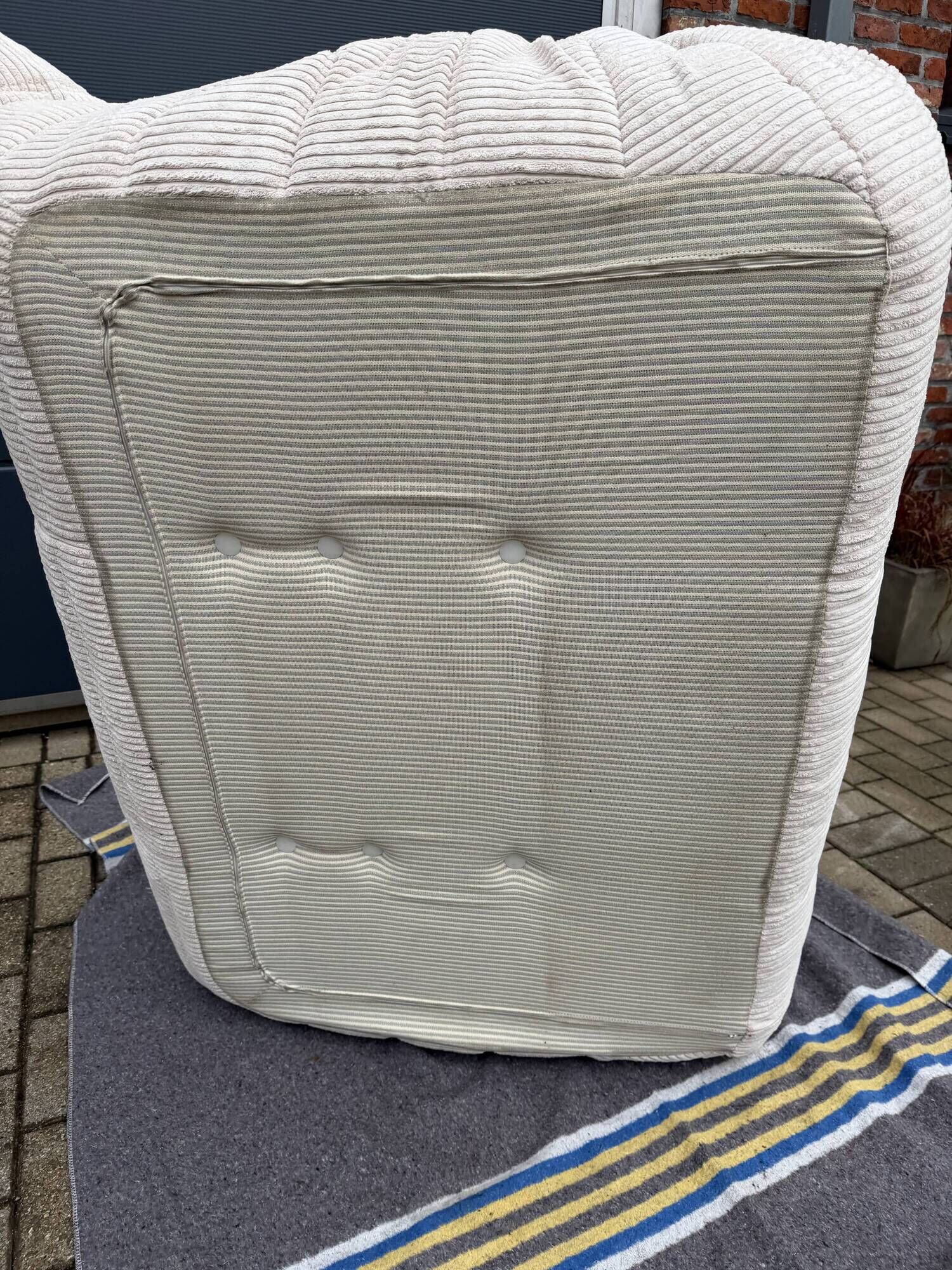 Original ligne roset togo set 3z, 2z + corner beige corduroy in new condition!!