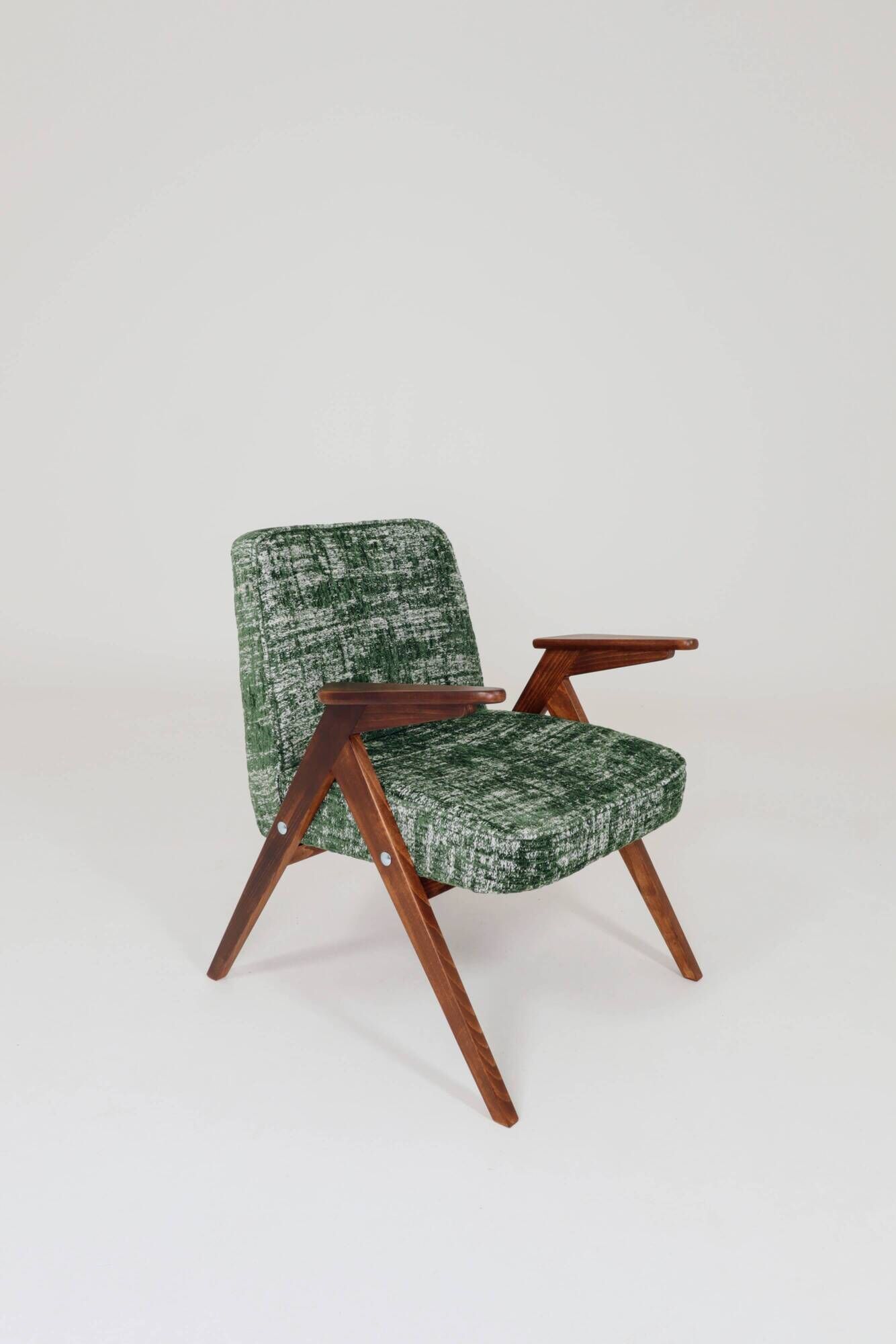 Fauteuil lounge scandinave vert au design vintage en tissu Rustiq Forest
