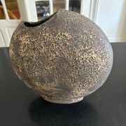 Vase brutaliste années 70