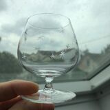 6 glasses on foot in chissed crystal