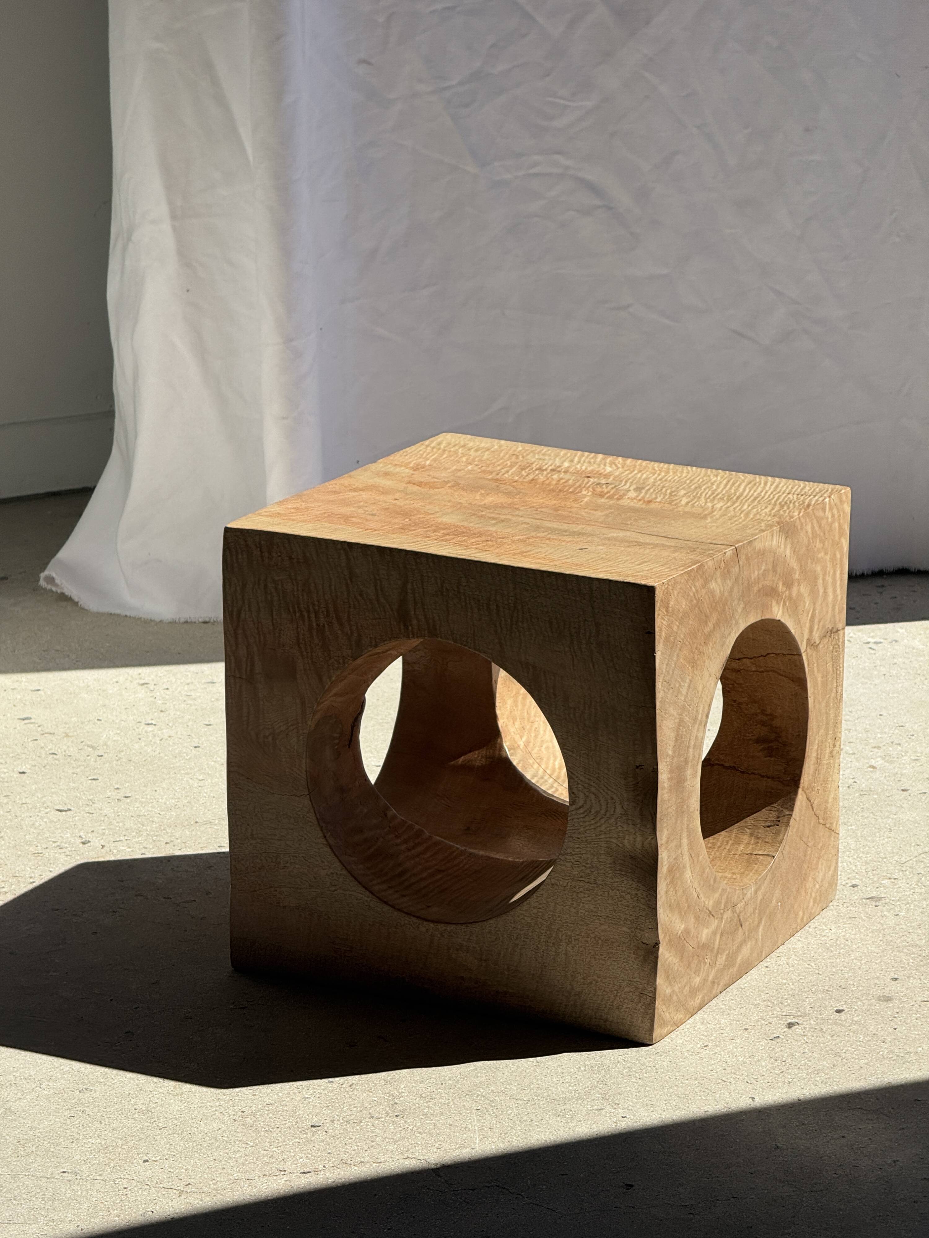 Coffee table, or openwork cubic stool in natural monoxyle mango wood H40.