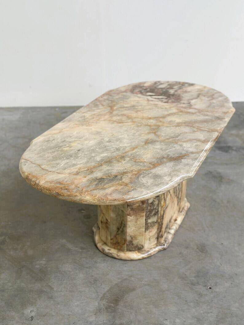 Classic Marble Coffee Table Fior di Pesco, Italy, 1970s