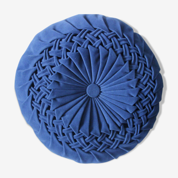 Coussin rond en velours plissé bleu