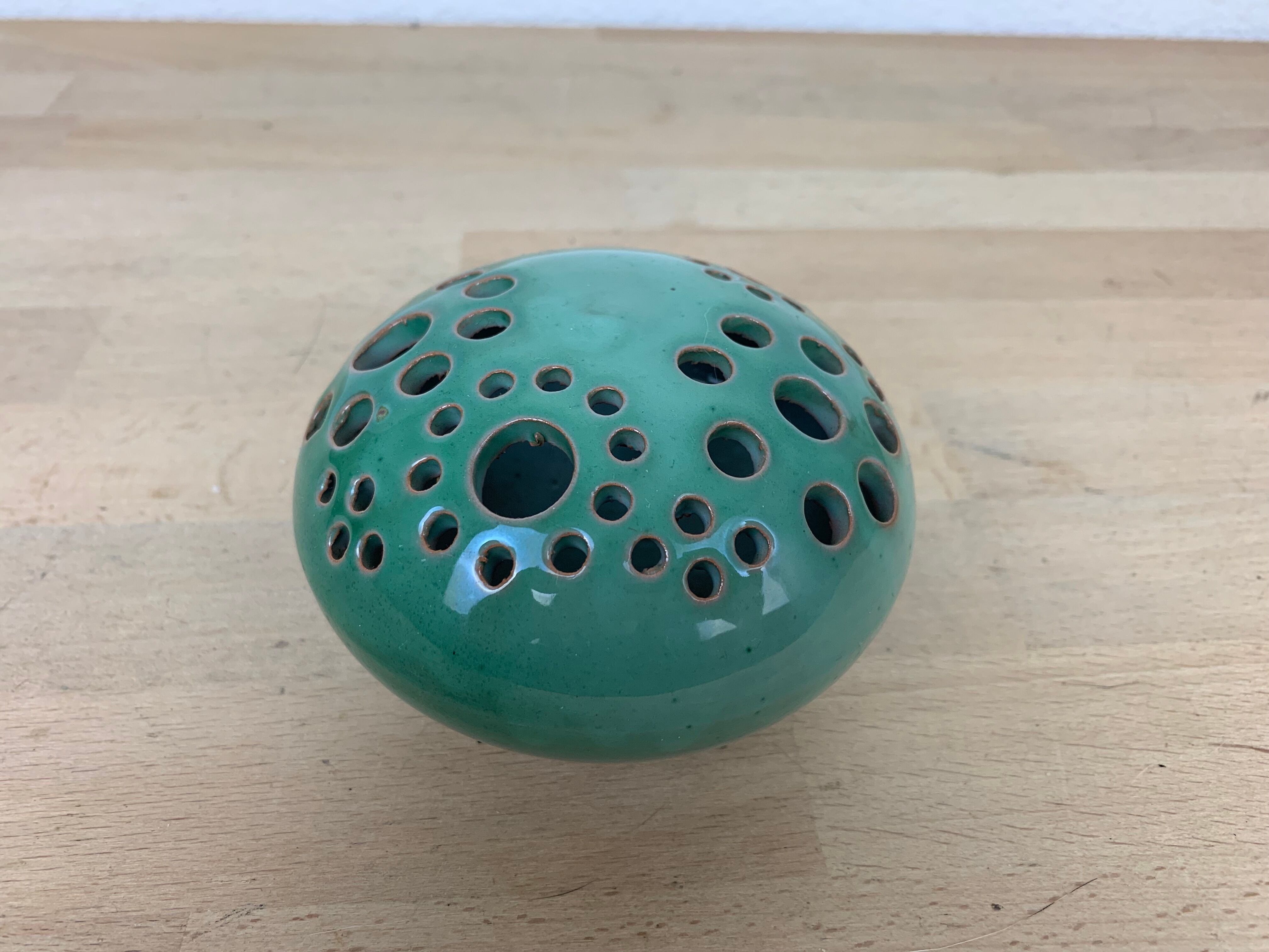 Vase ball pique flower ceramic 60s