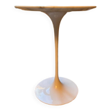 Eero Saarinen pedestal table
