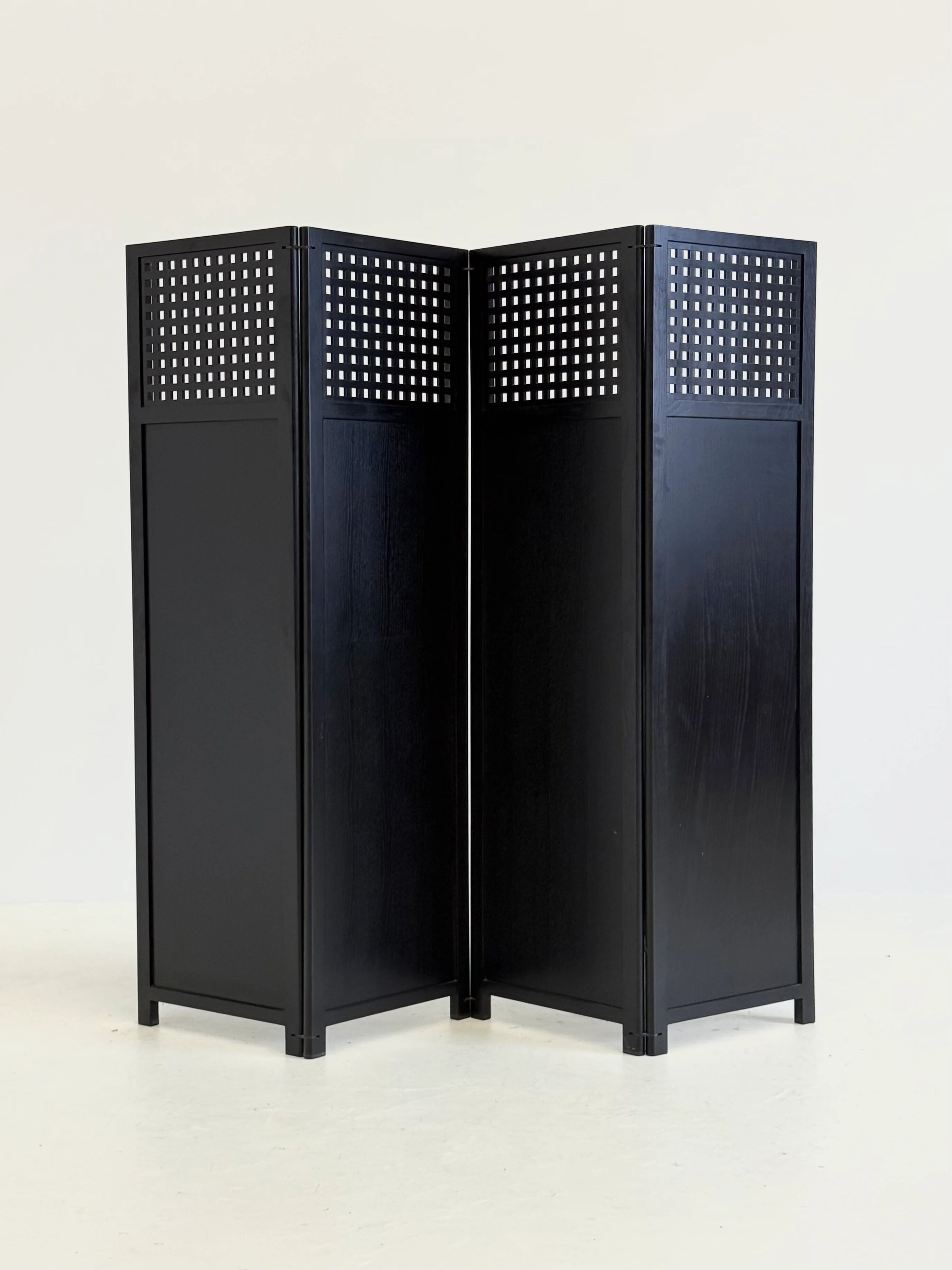Room divider by Umberto Asnago for Giorgetti