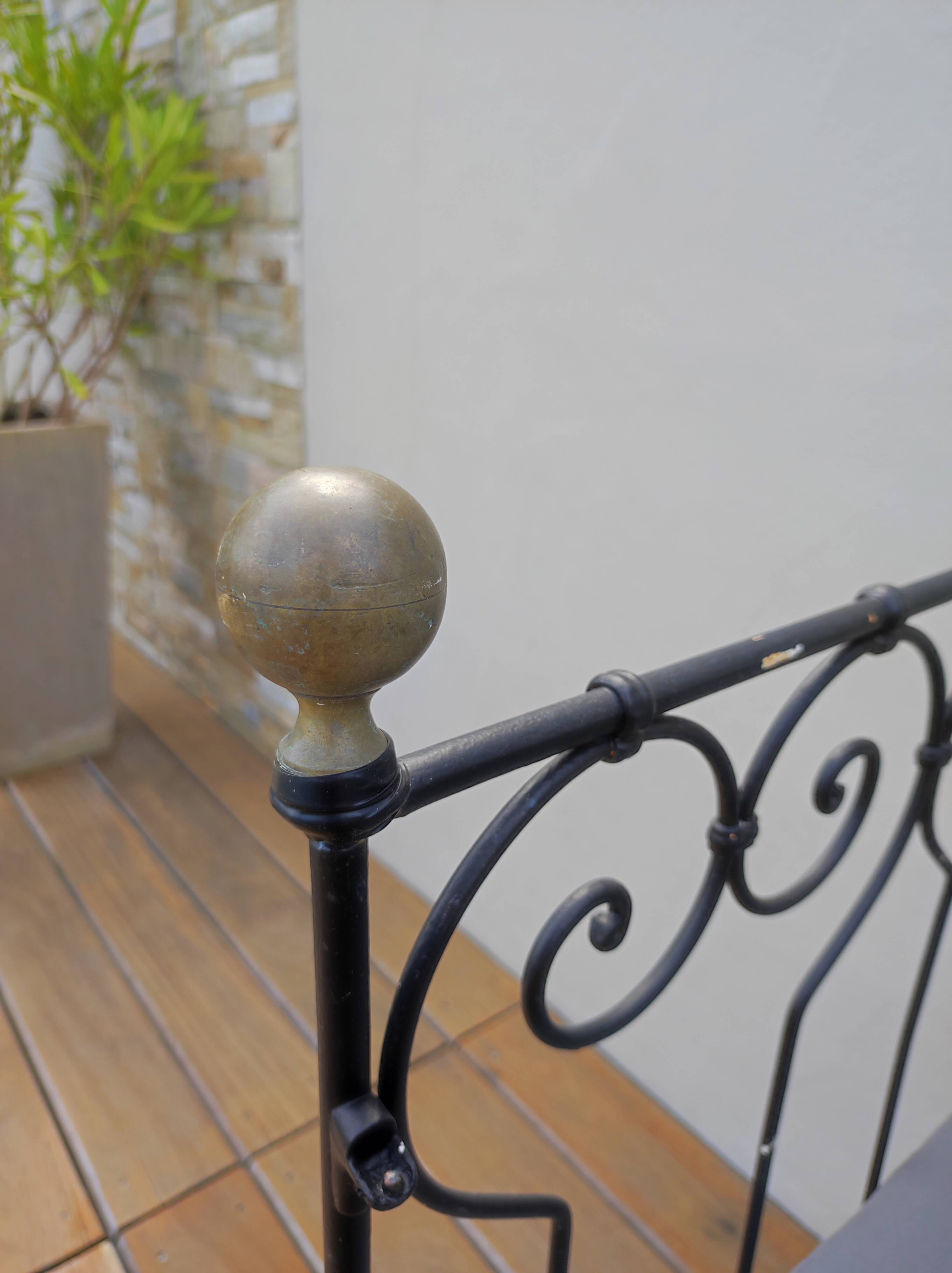 Wrought iron bed bench
