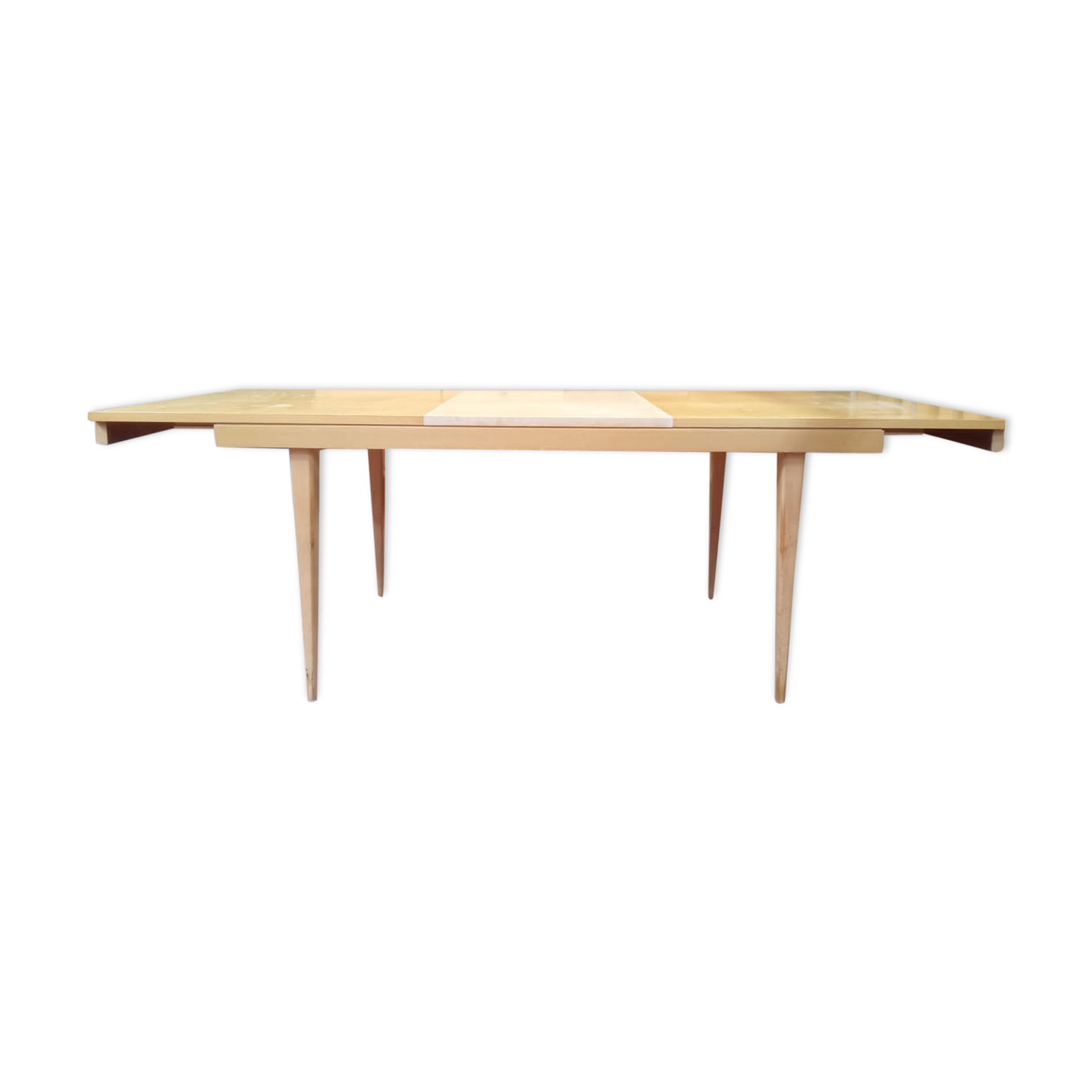 Fresne dining room table