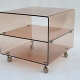 Table d'appoint lucite en plexiglas par Michel Dumas pour Roche Bobois, 1970