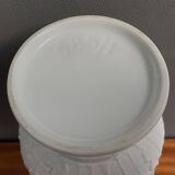 White bisuit ceramic vase by KPM 1960s