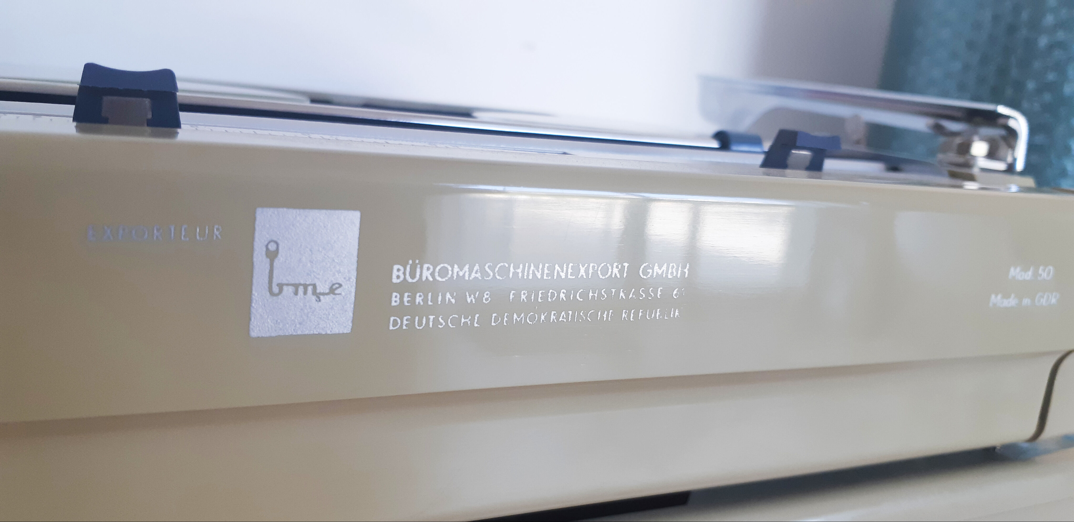 Typewriter Erika Daro , functional