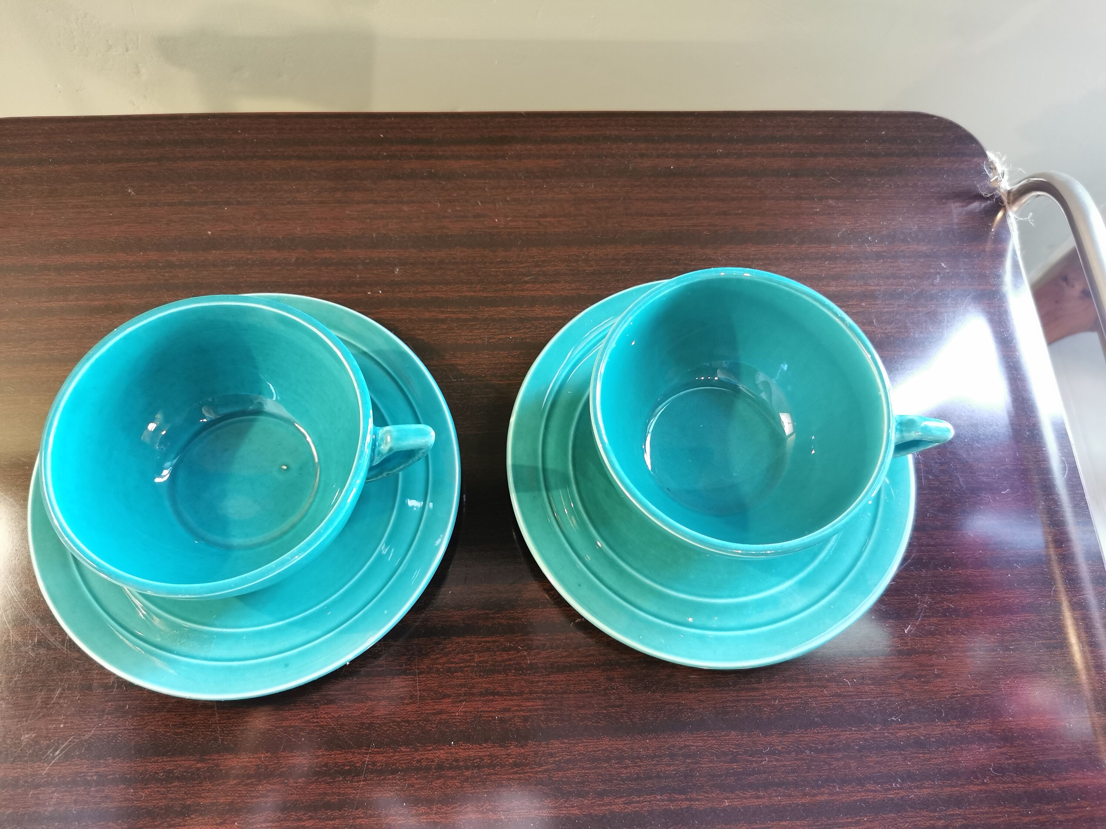 Duo vintage green ceramic breakfast