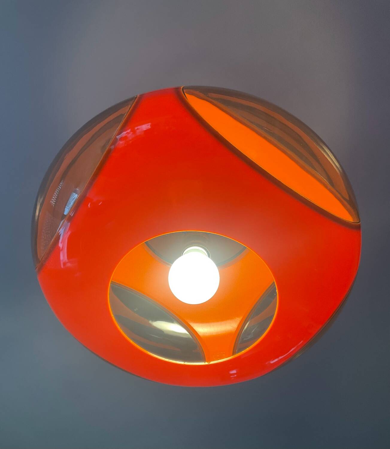 Ufo pendant lamp by Luigi Colani from the 70s