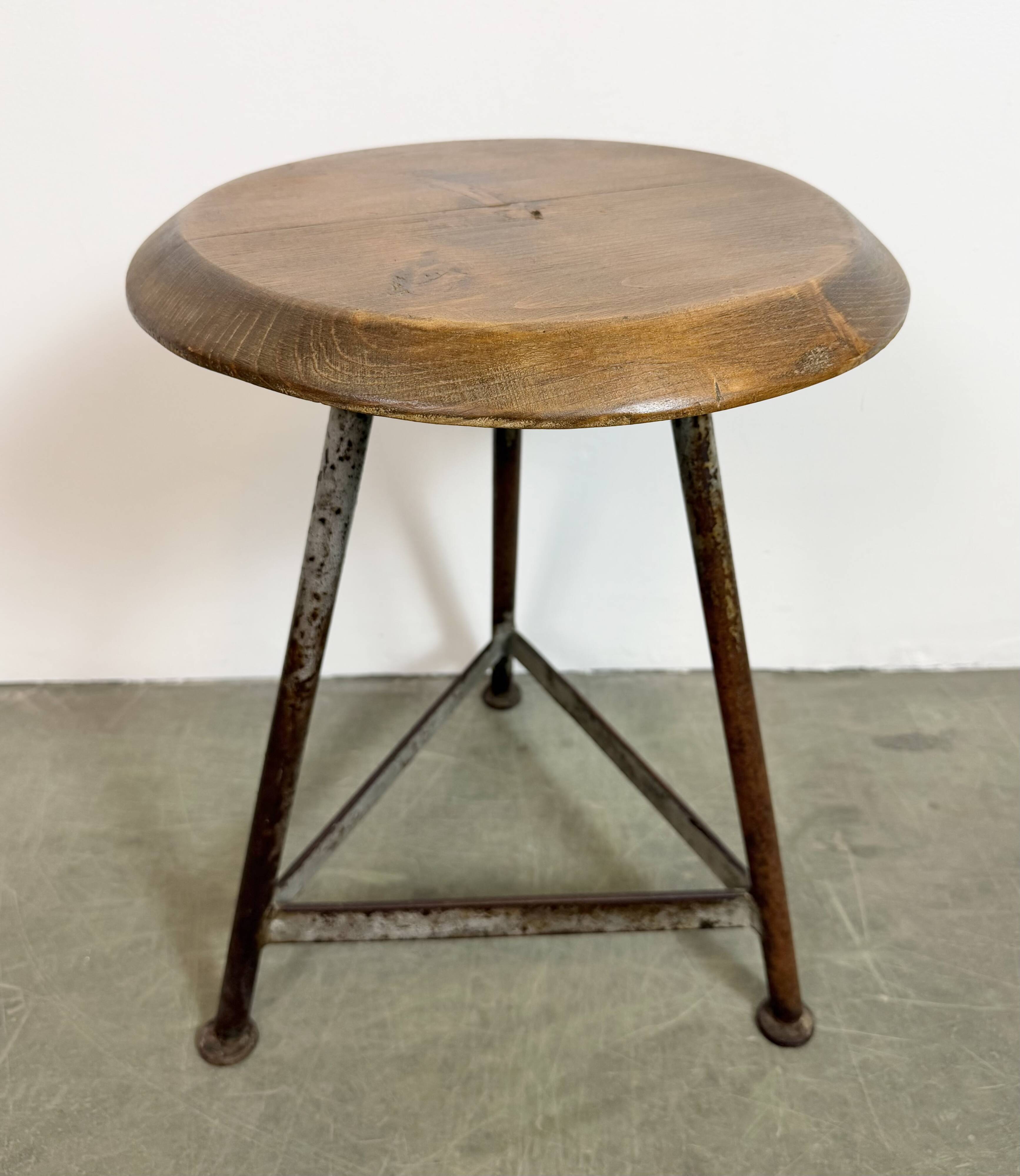 Tabouret d'atelier industriel gris, années 1960