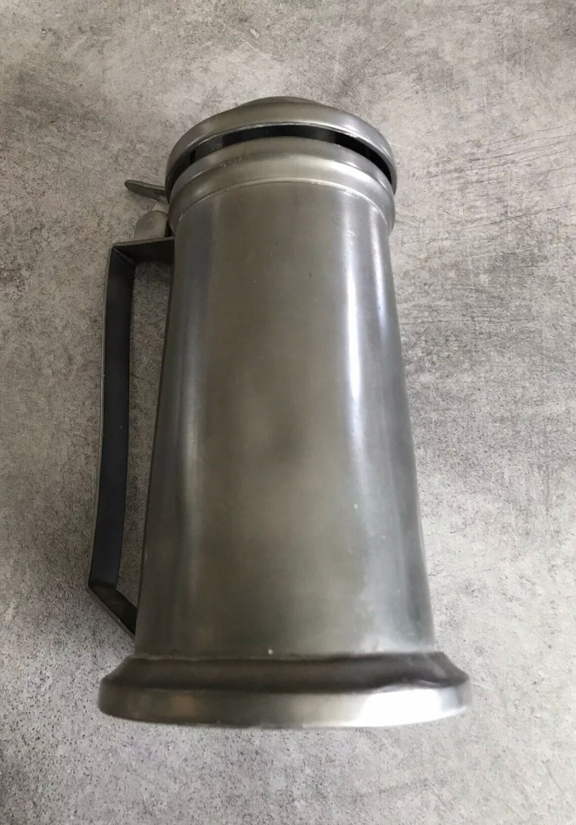 Old boc or chope to drink in pure etain 19 cm