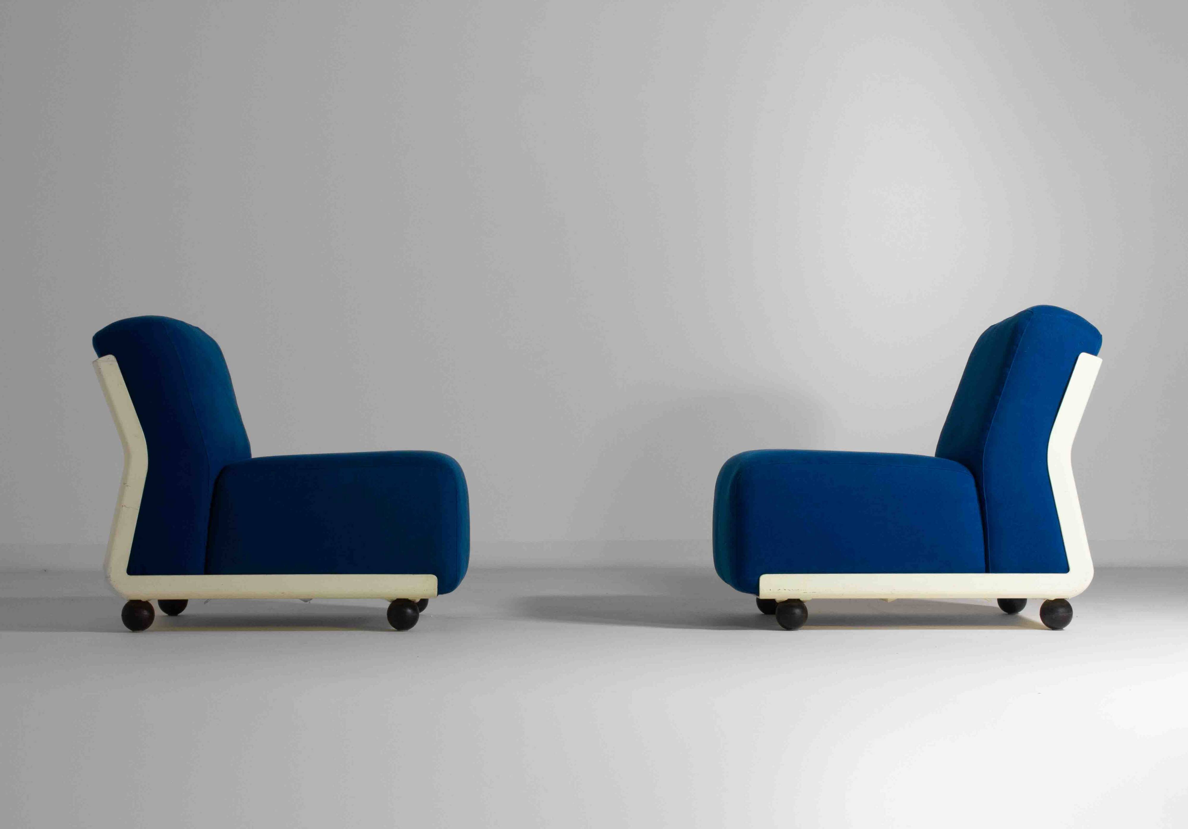 Modular "Amanta 24" sofa by Mario Bellini in premium cobalt blue, Italy 1975