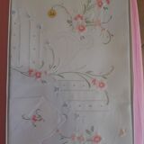 Ensemble nappe et 8 serviettes brodées