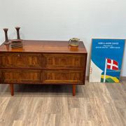 Meuble bas scandinave en palissandre de Rio