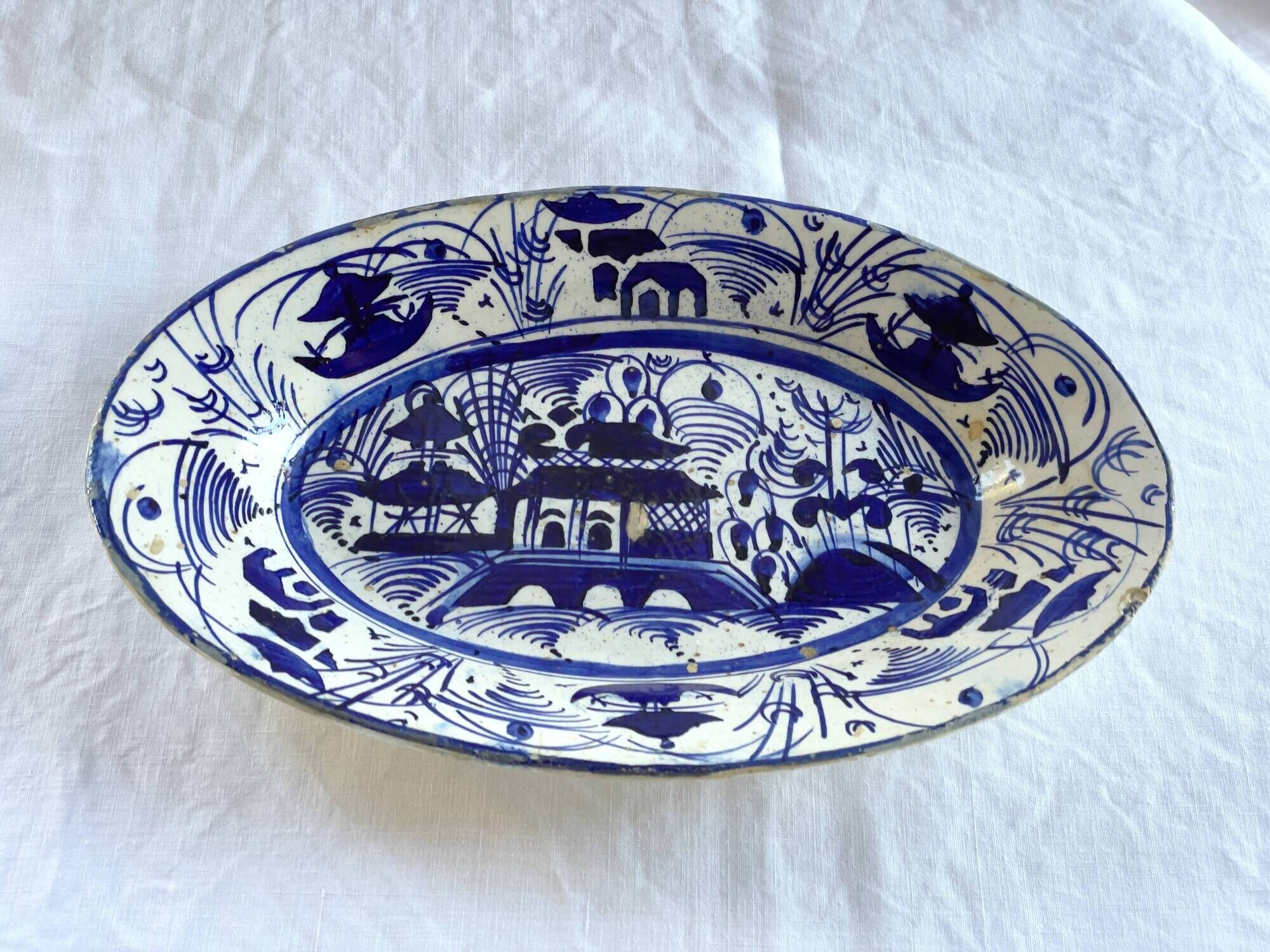 Portuguese earthenware dish, fusion between China - Macao and Portugal, 19th century