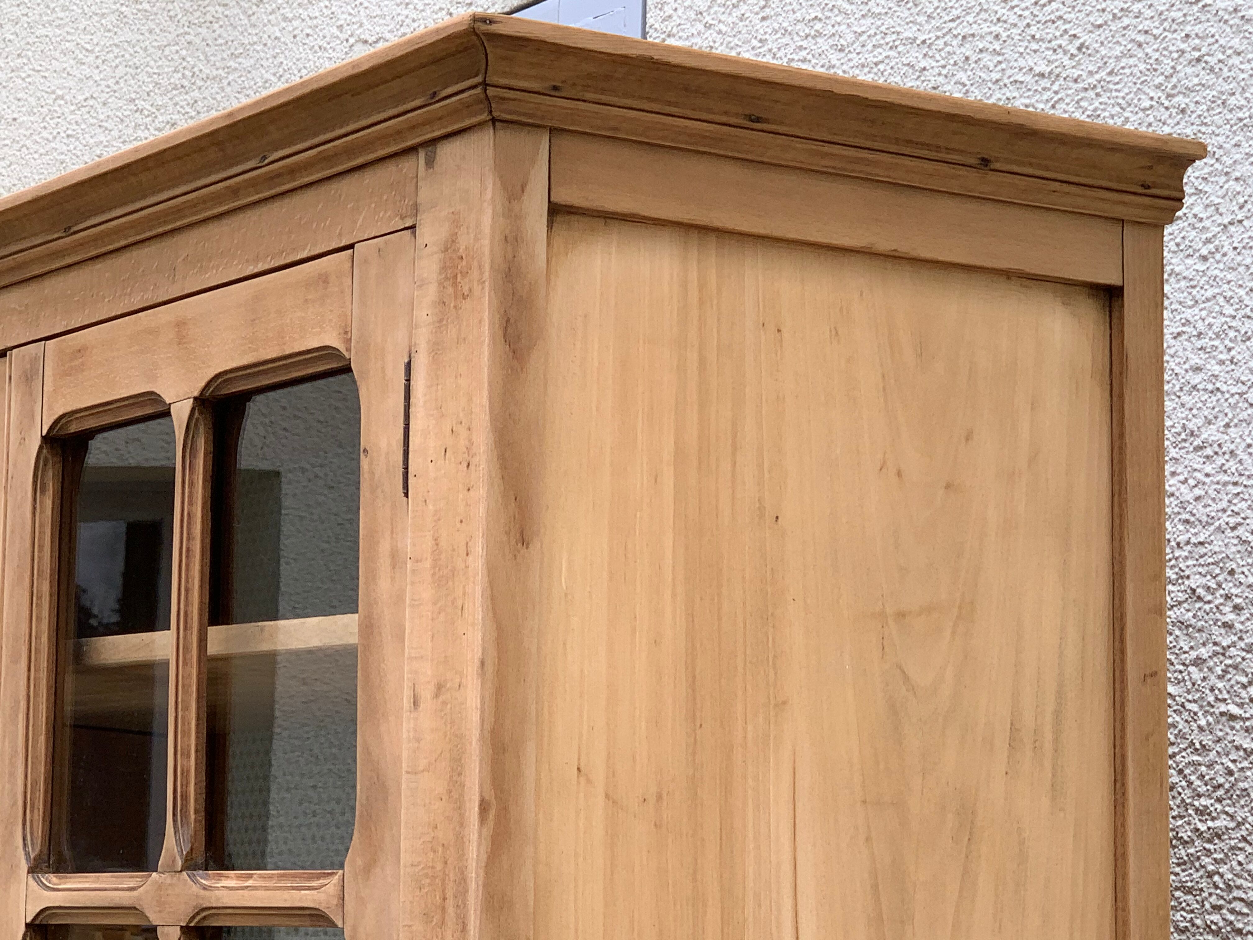 Parisian buffet glazed raw wood