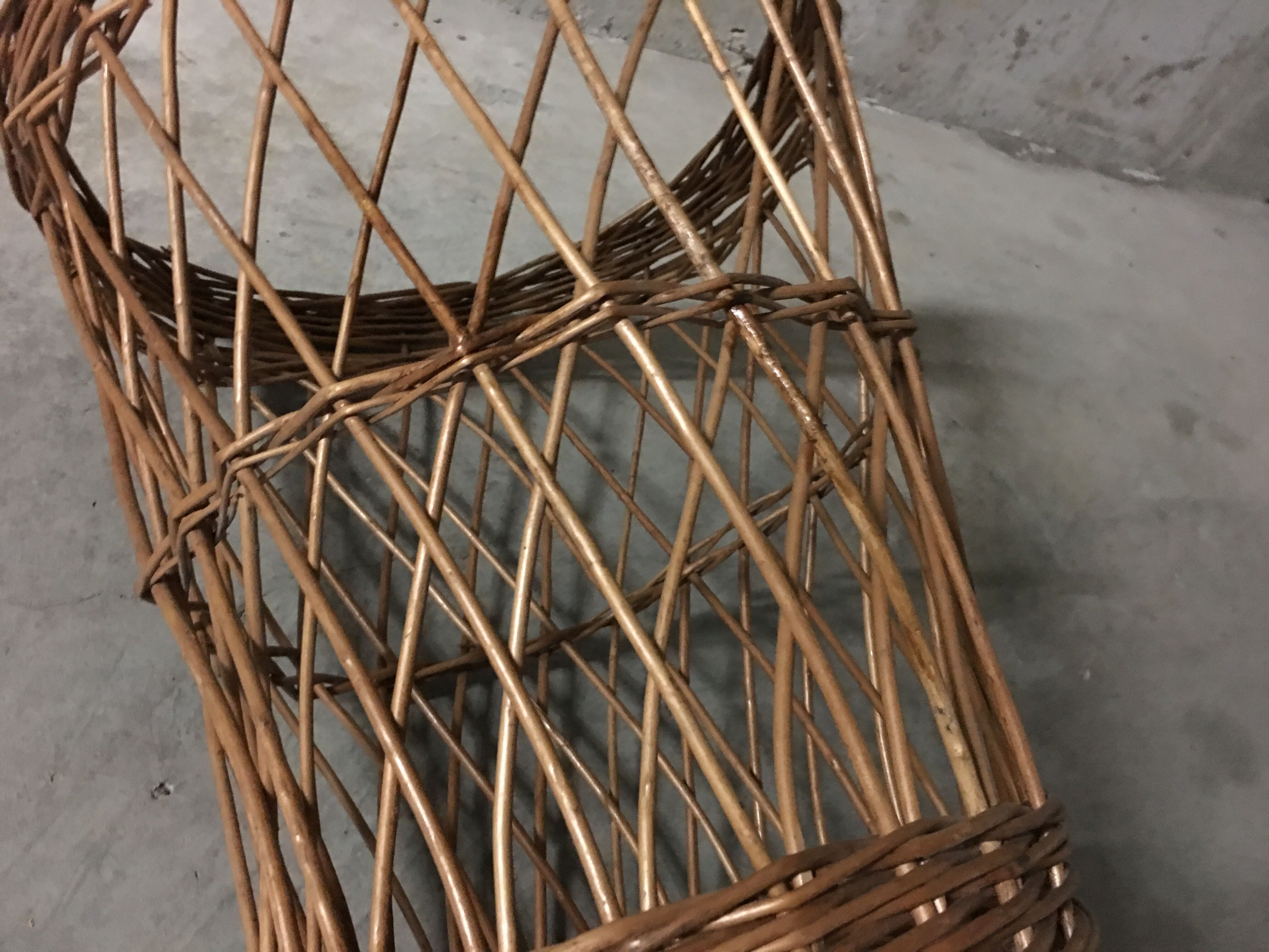 60s rattan basket