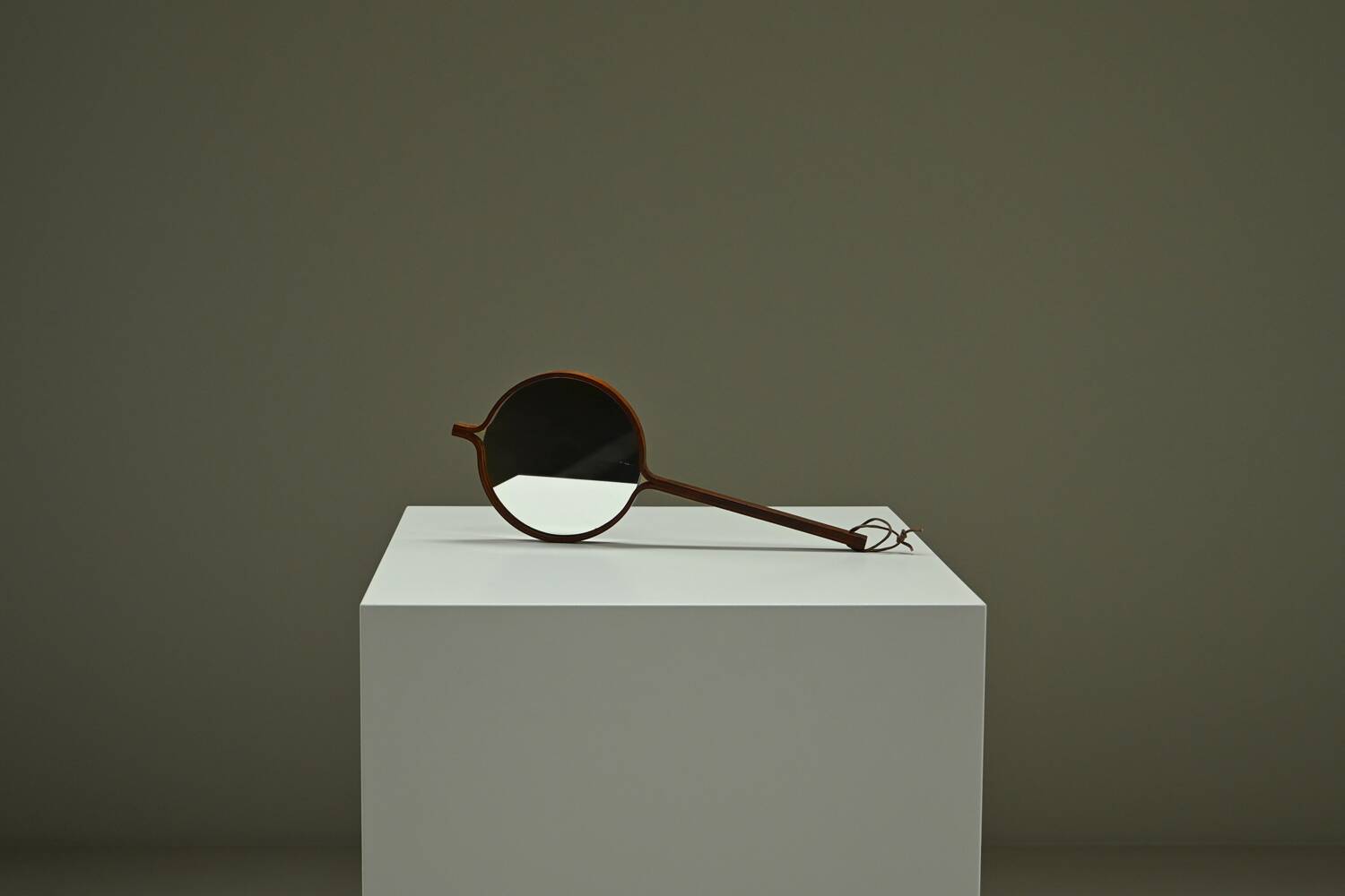 Rosewood hand mirror by Hans-Agne Jakobsson made in Markaryd, 1950s Sweden.