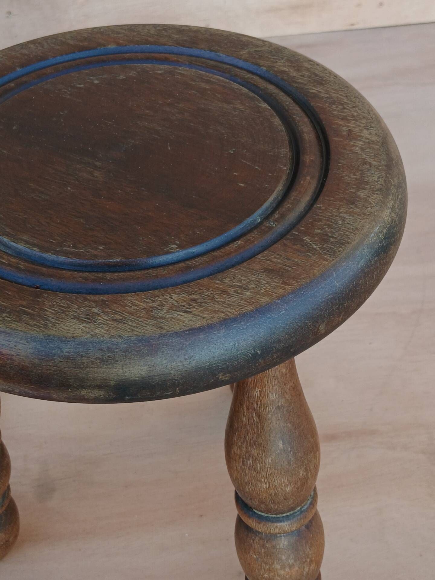 Pair de tabourets vintages en bois tourné