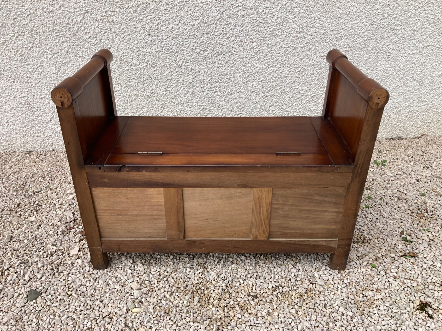 Wooden chest bench