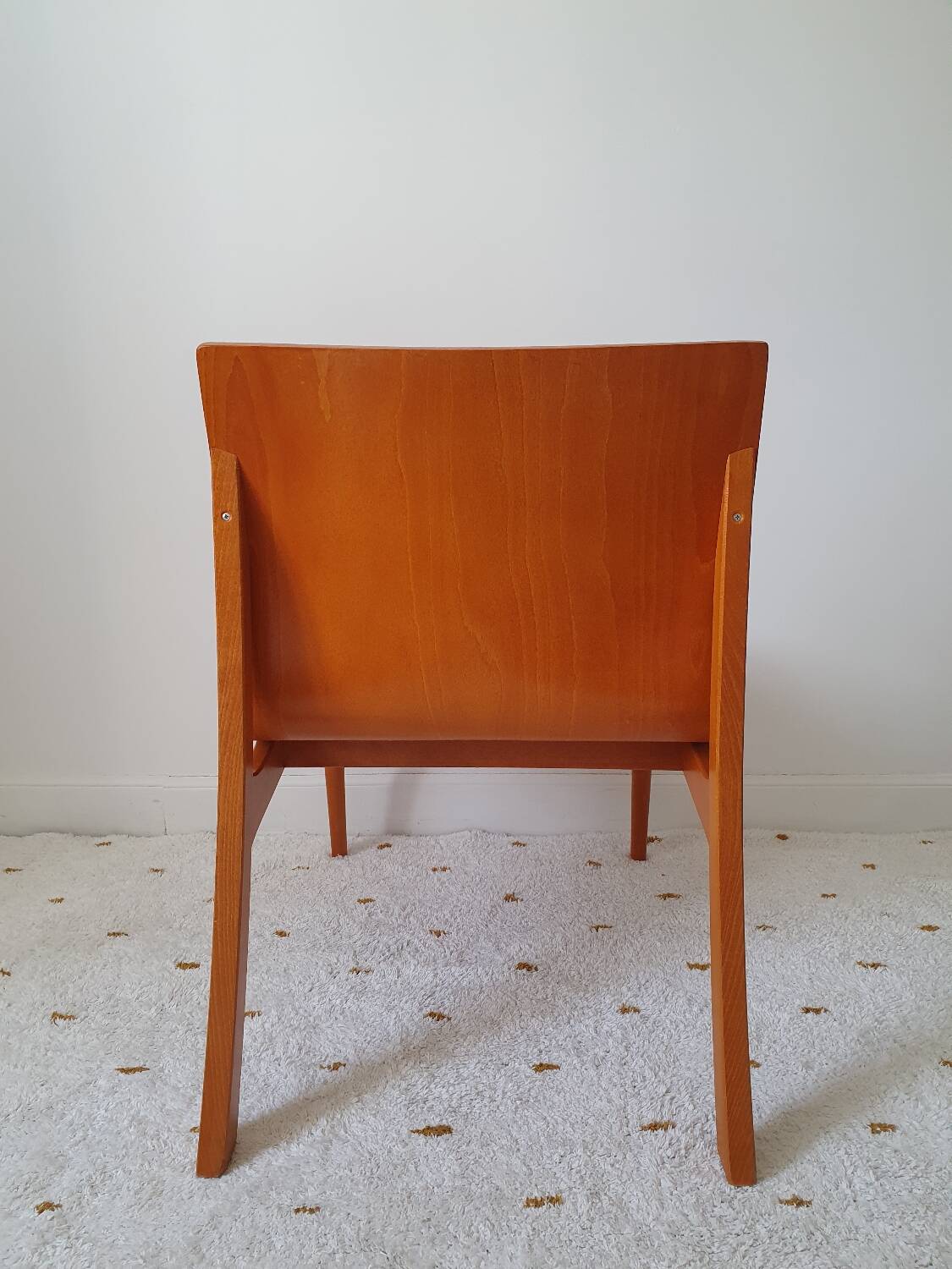Scandinavian armchair in curved wood