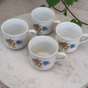 Tasse a café fleurs en porcelaine
