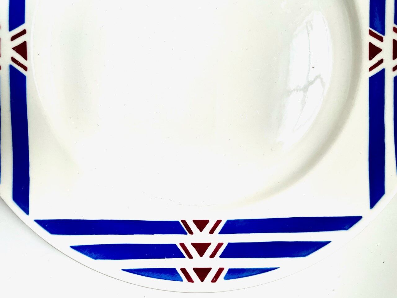 Flat oval Badonviller model Stella