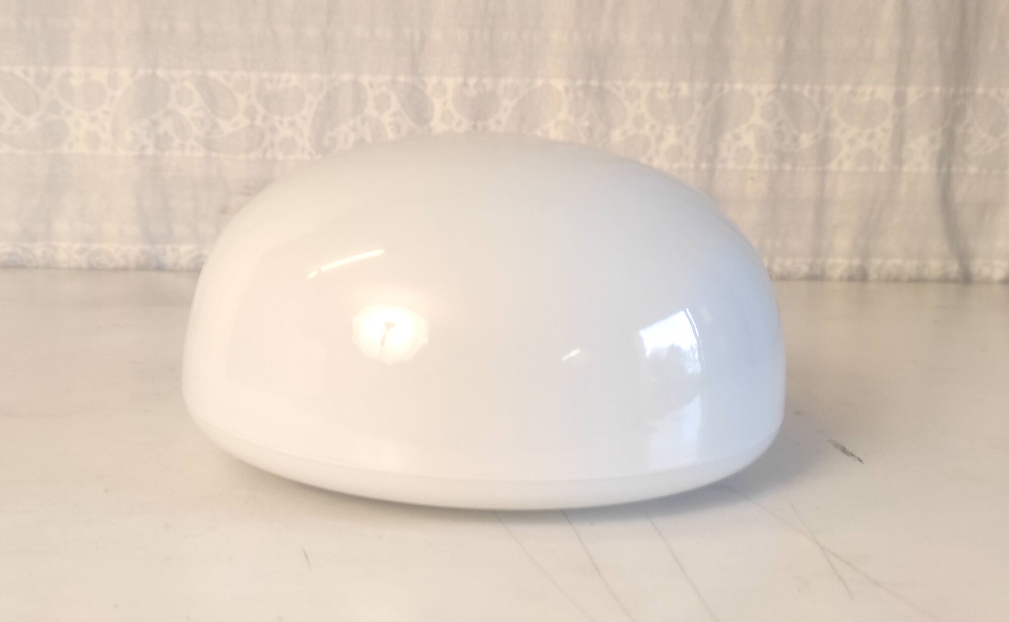 Plafonnier ou applique en verre opalin, années 60/70