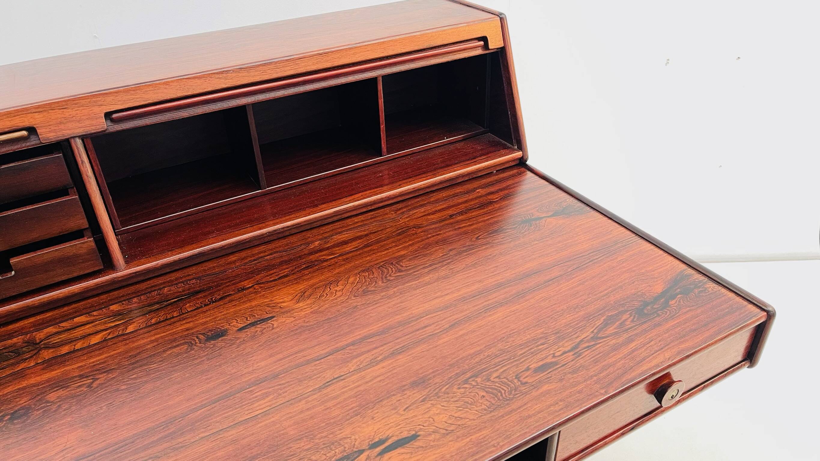Bureau Model 530 par Gianfranco Fratini