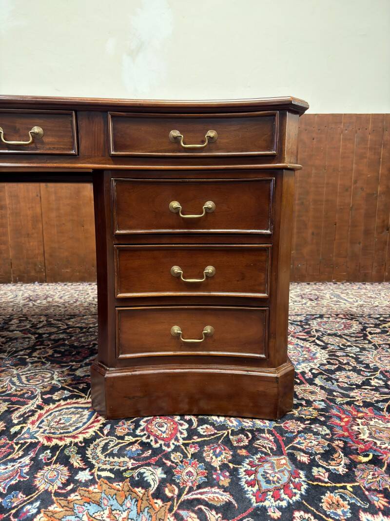 Classic English Chesterfield Partnerdesk Desk
