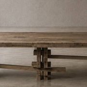 Table rectangulaire sculptée