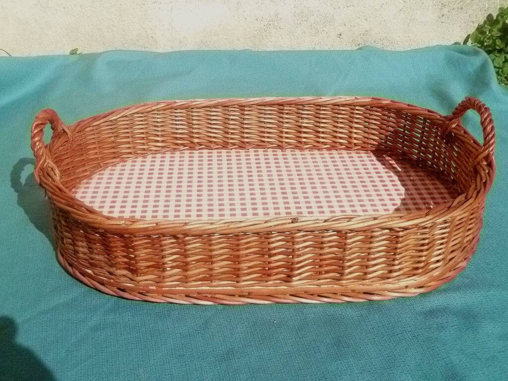 Wicker serving tray