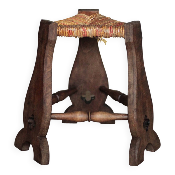 Tabouret bois et jonc tripode, tabouret vintage, tabouret de style gothique