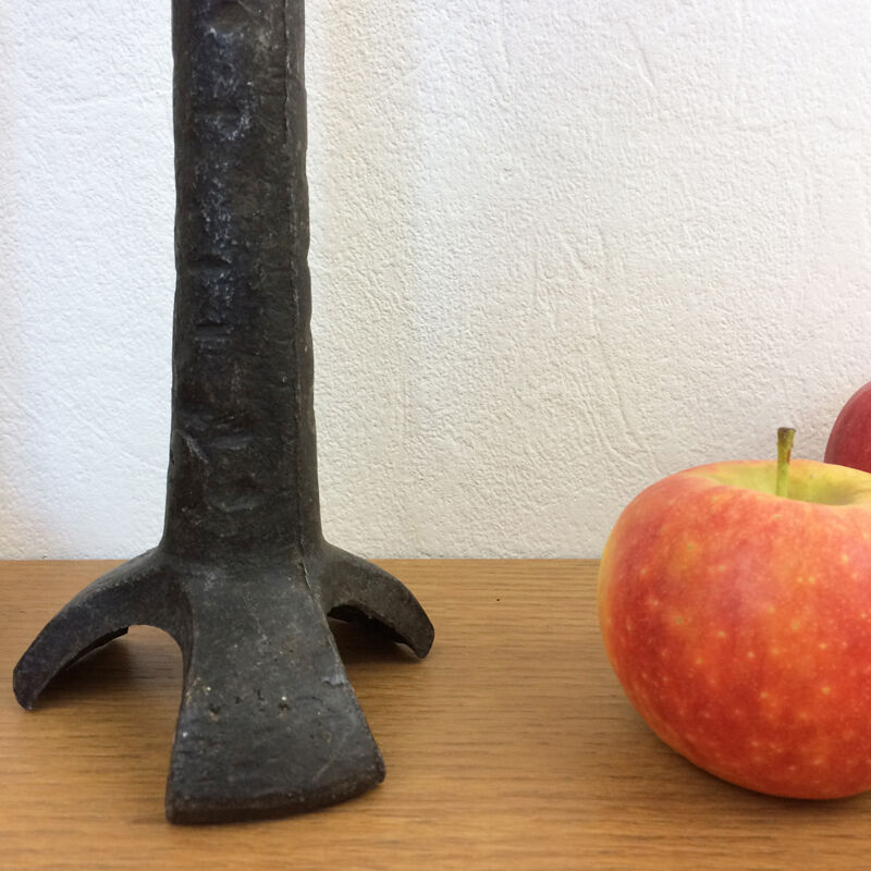 Pair of candlesticks gross cast-iron