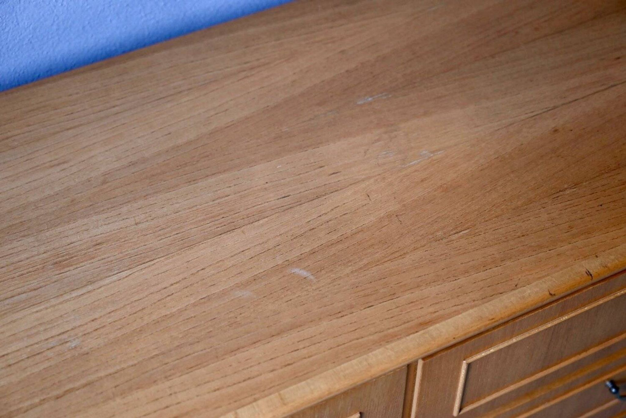 Petit buffet bahut scandinave années 50-60 chêne blond