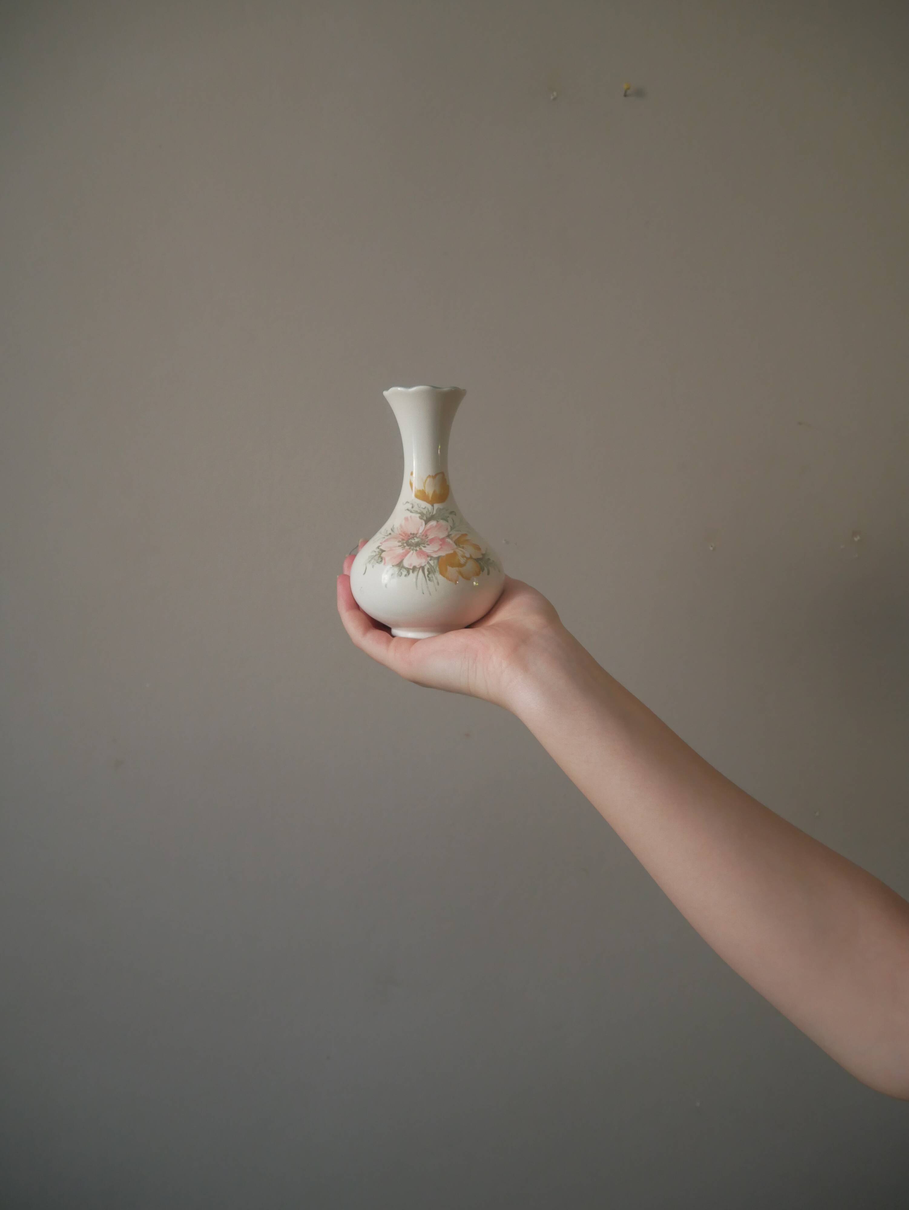 Saint Michael ceramic soliflore vase second hand alternative country decoration