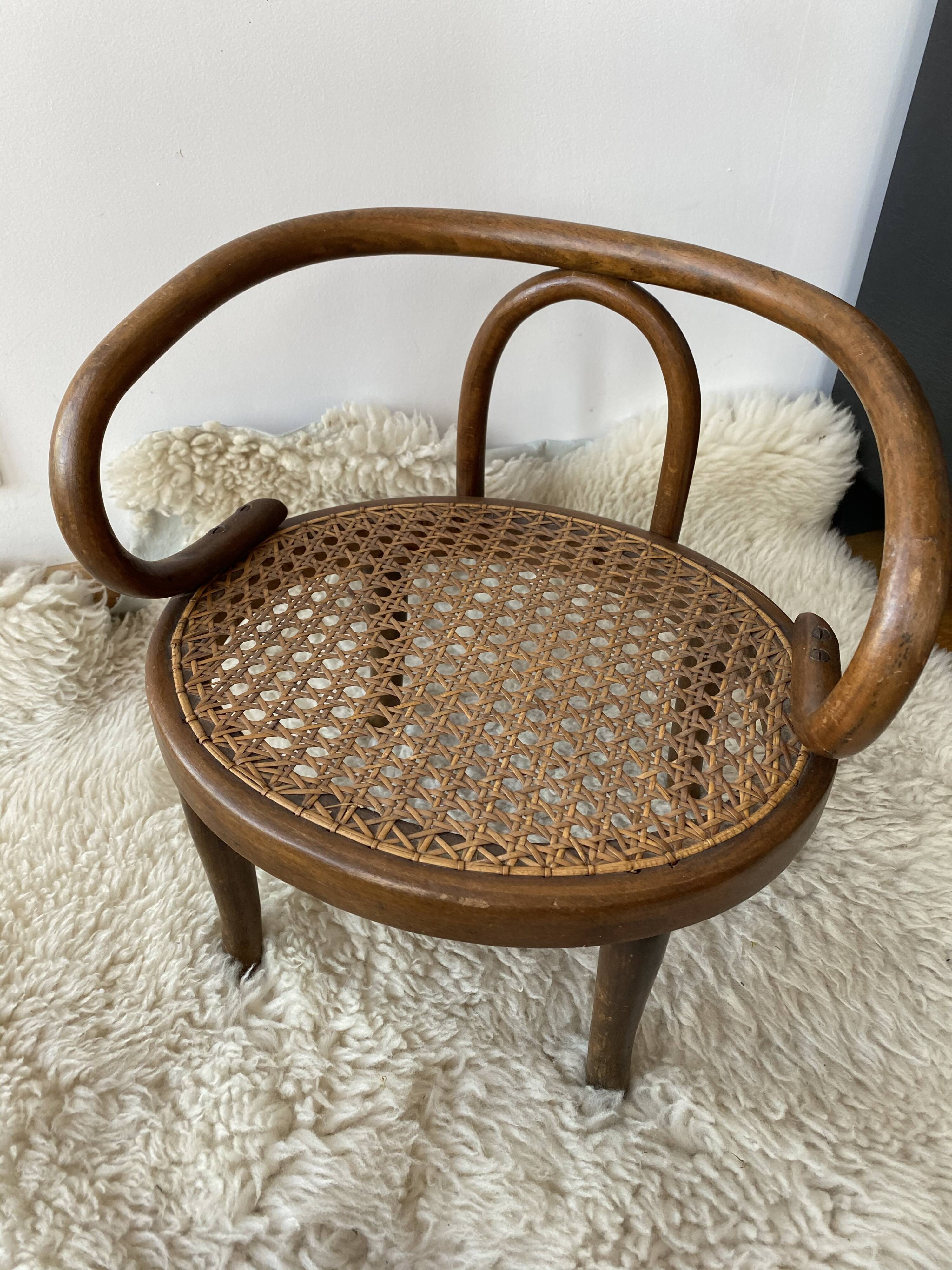 Thonet-style children's chair
