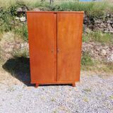 Compass foot cabinet