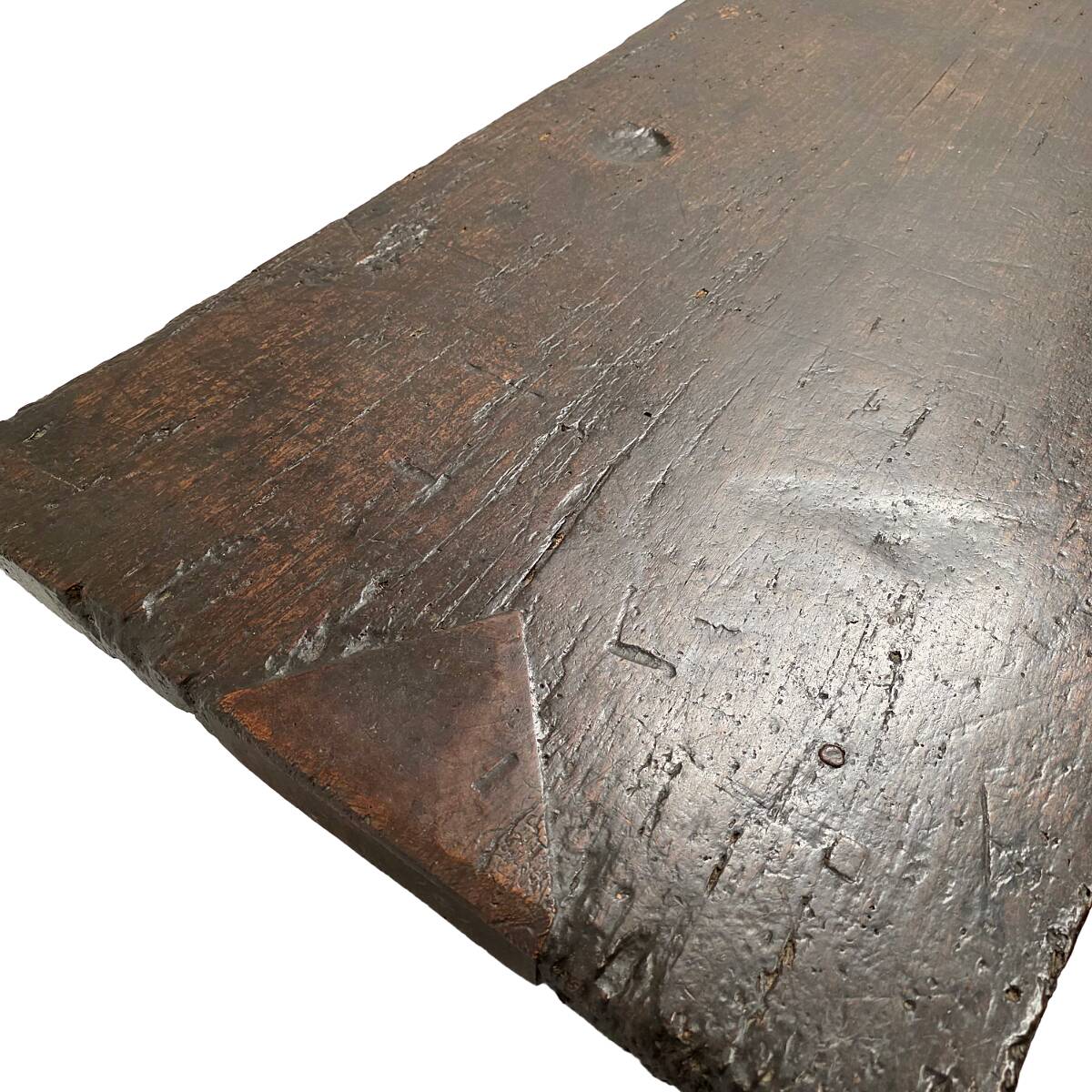 18th century Spanish chestnut wood coffee table