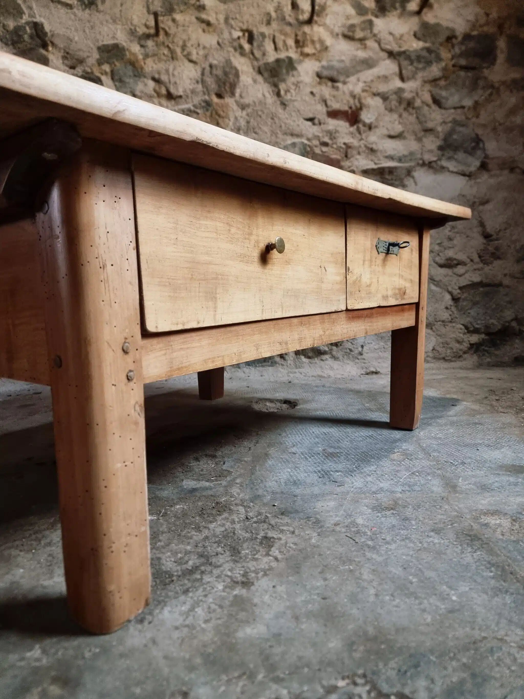 18th-century cherry wood coffee table with two drawers.