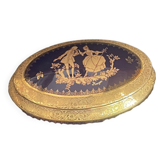 Bonbonnière, Limoges, or & bleu de four, Scène galante,  forme oblong  21 cm