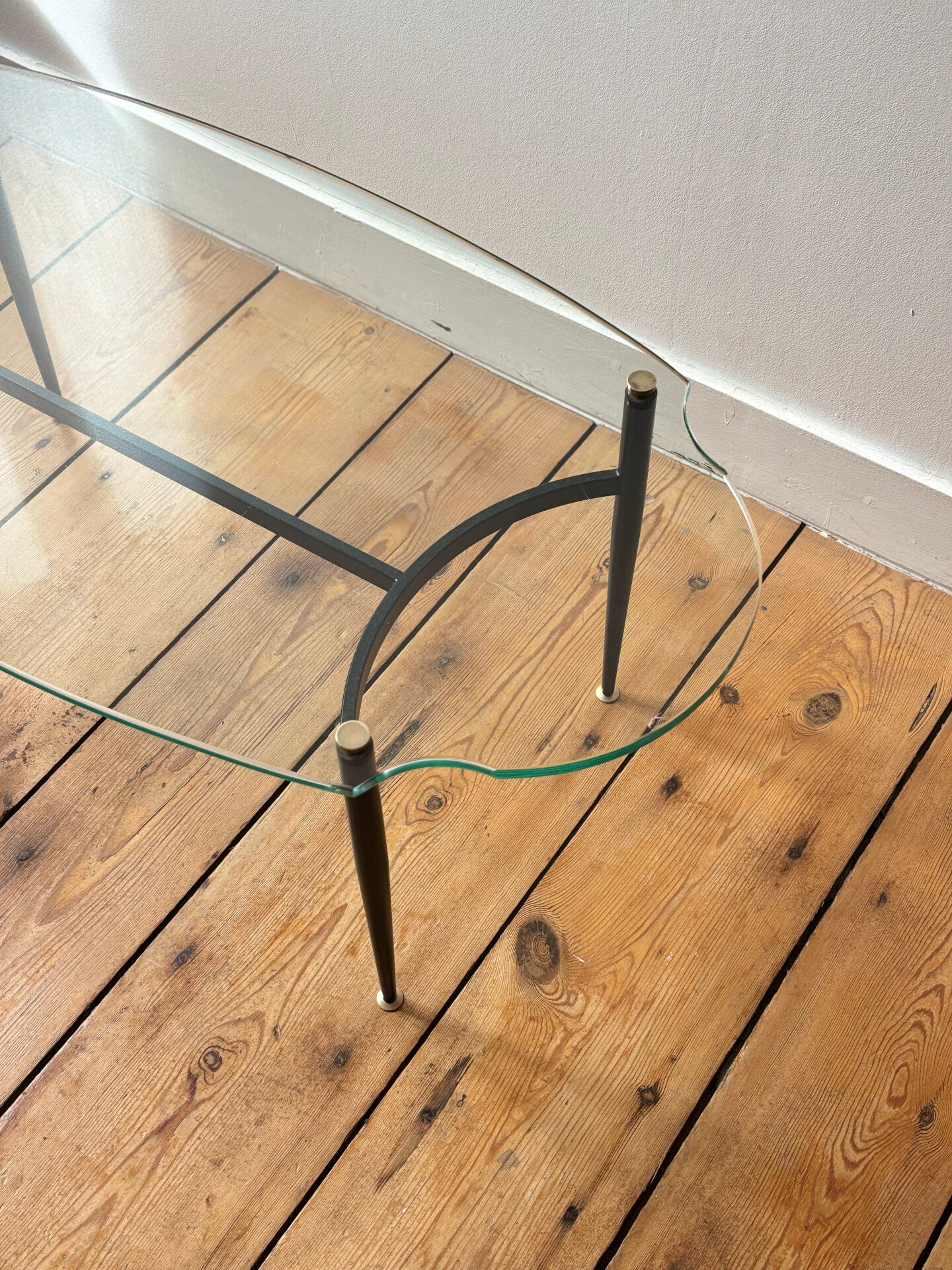 Modernist coffee table | 1950s